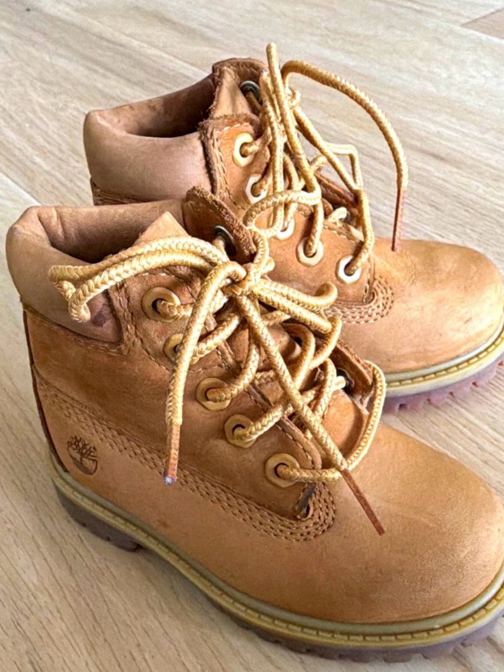 Timberland Kids Wheat/Tan Lace-Up Boots bou girl